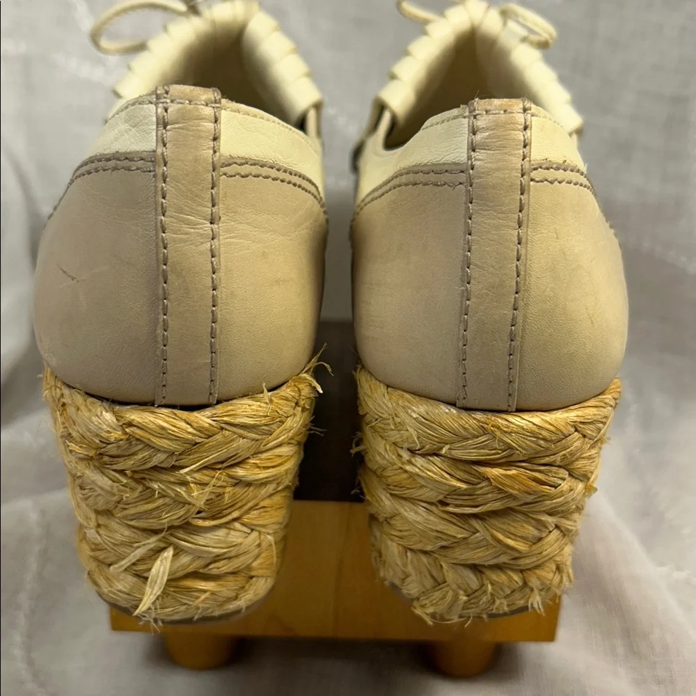 Tory Burch platforms leather loafers with tassles